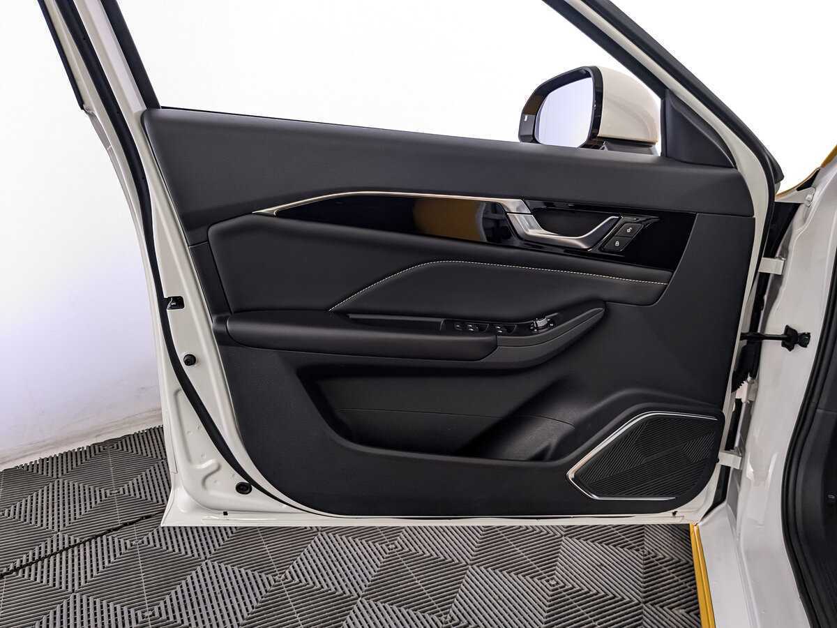 Б/У ФАВ Бестюн Б70 2023 года. Фото: #17