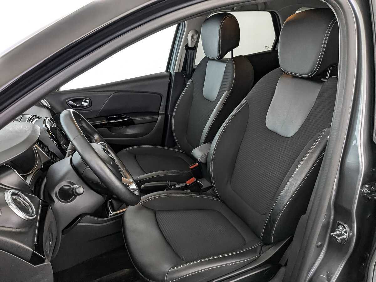 Б/У Рено Каптюр 2021 года. Фото: #16