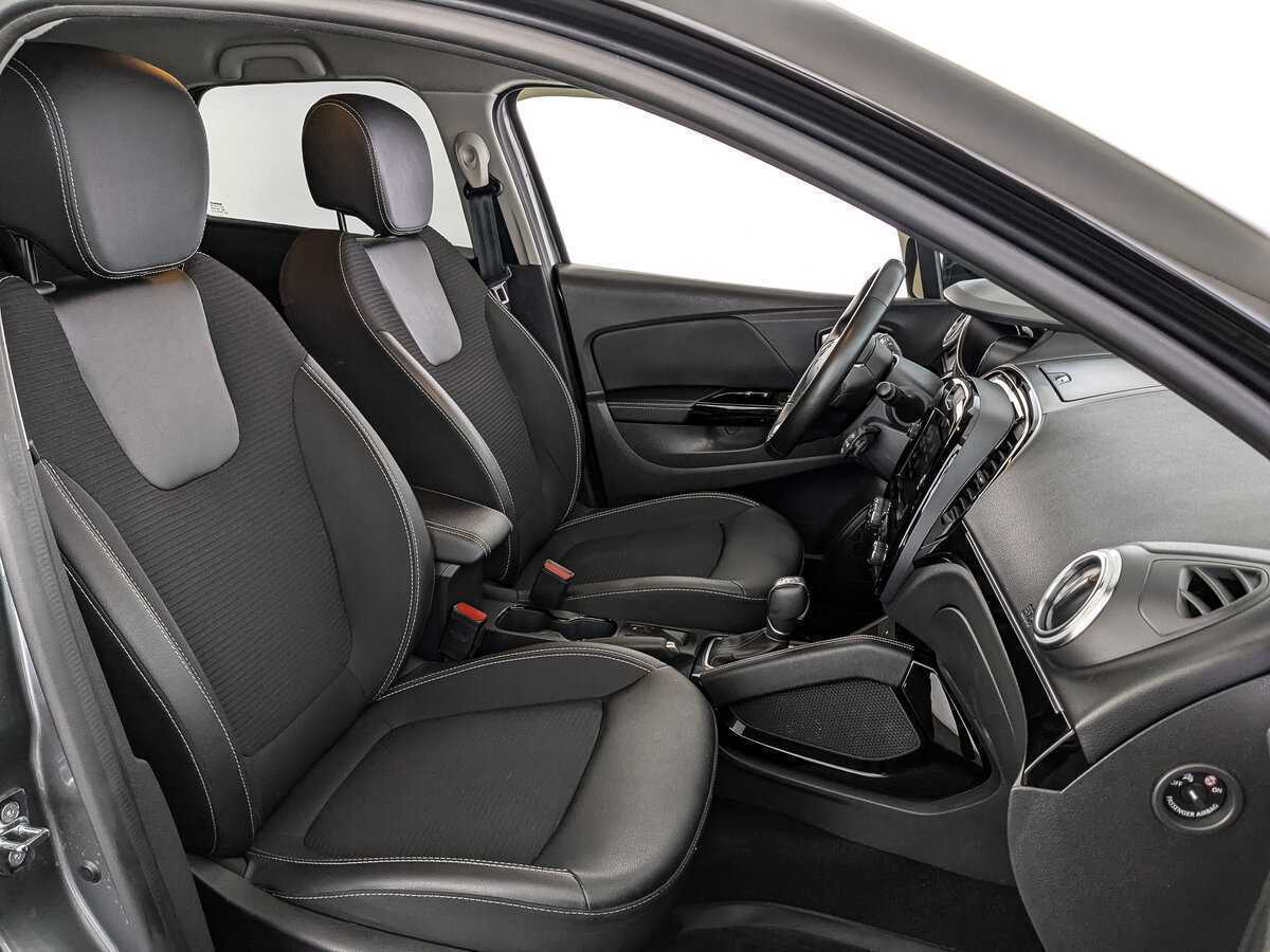 Б/У Рено Каптюр 2021 года. Фото: #19