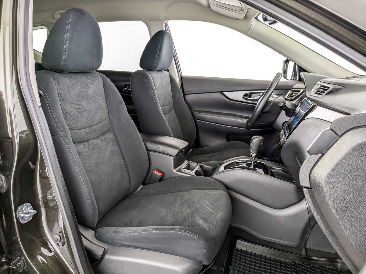 Б/У Ниссан Икс-Трейл 2017 года. Фото: #20