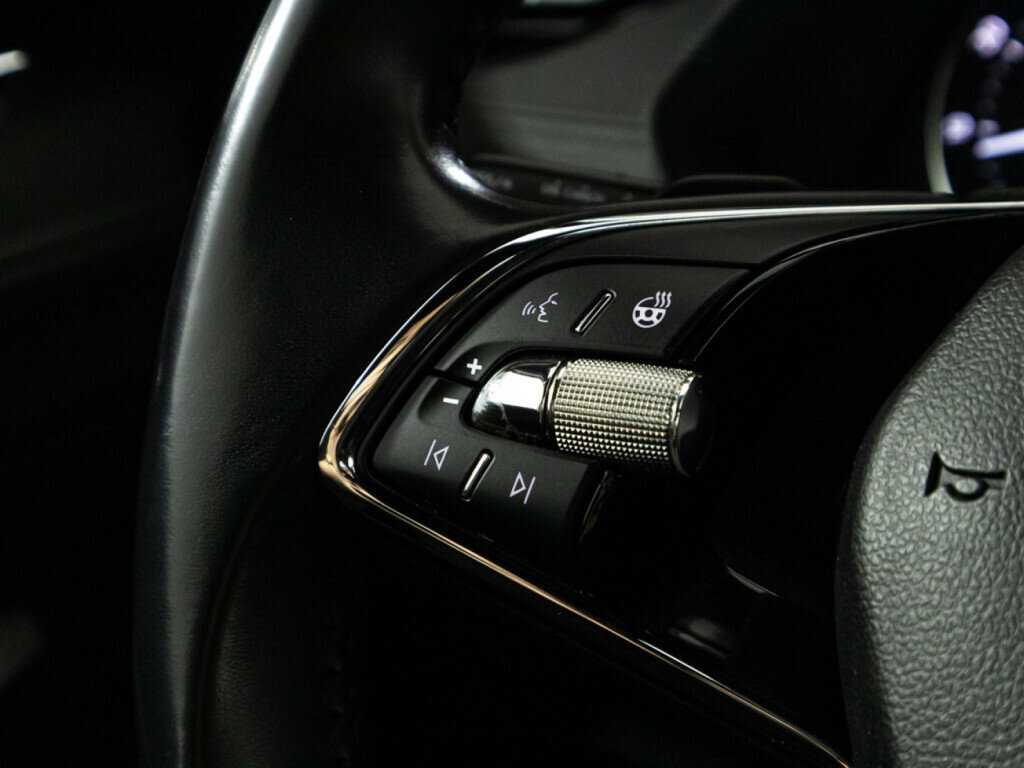 Б/У Шкода Октавия 2021 года. Фото: #18