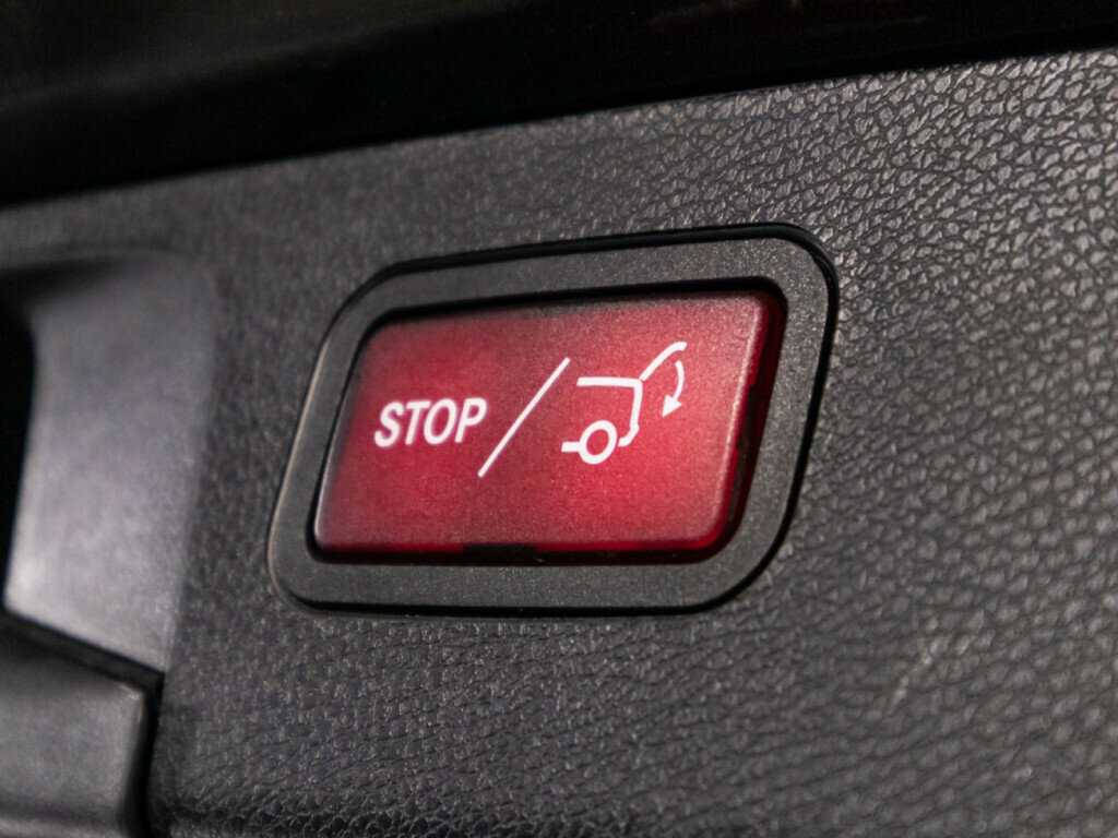 Б/У Мерседес-Бенц Е-Класс 2017 года. Фото: #14