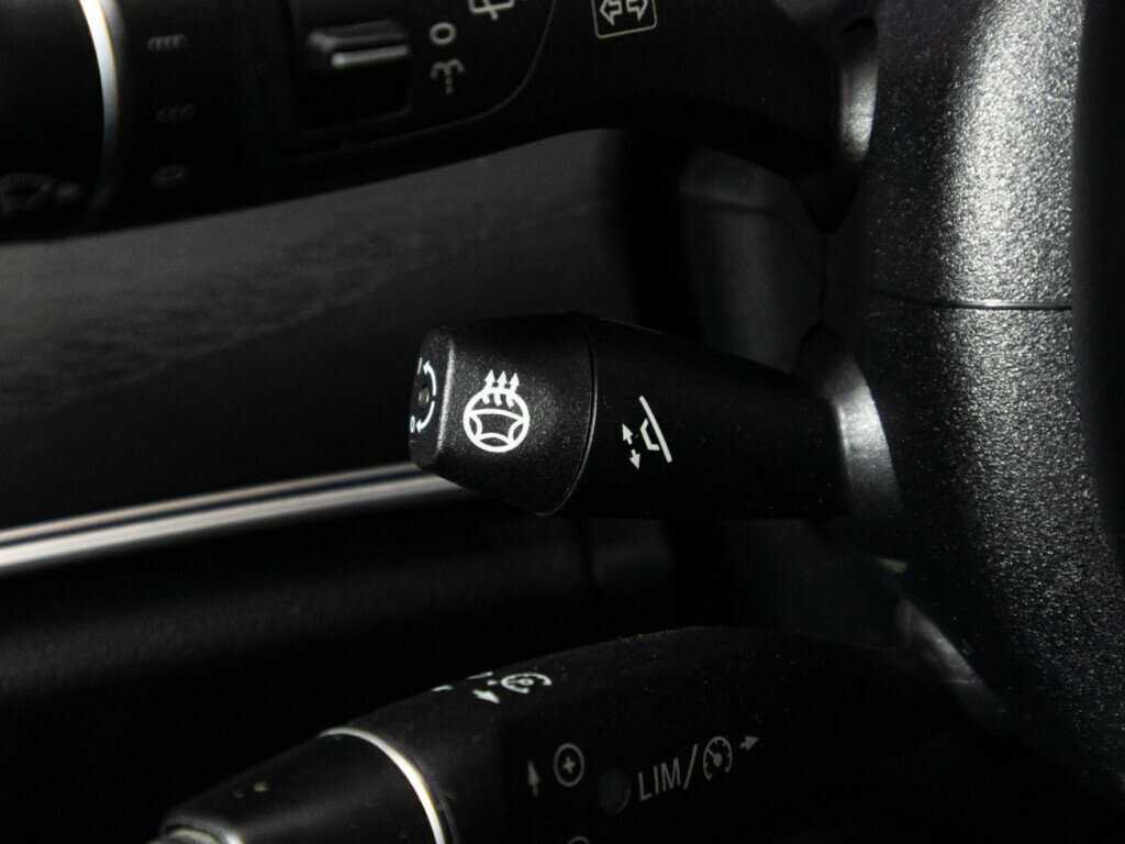 Б/У Мерседес-Бенц Е-Класс 2017 года. Фото: #20