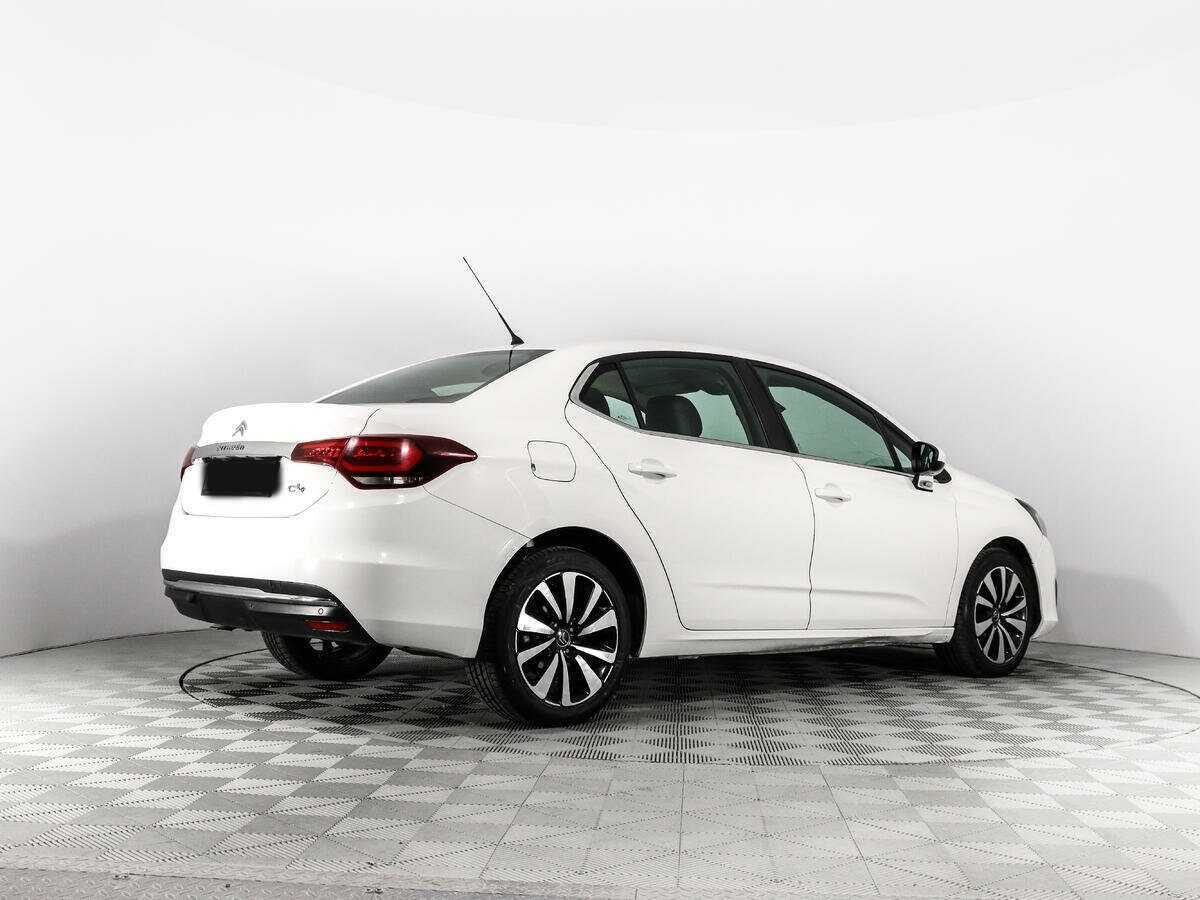Б/У Ситроен Ц4 2016 года. Фото: #4