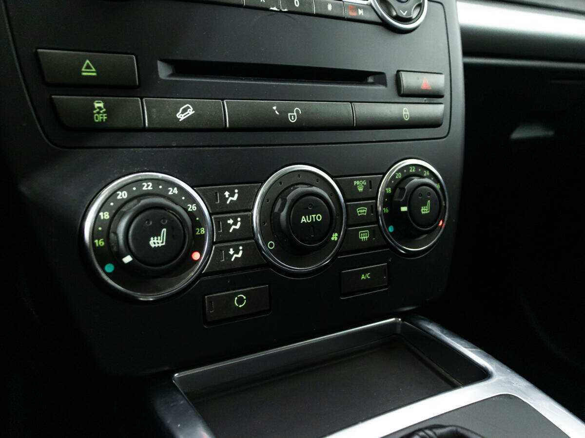 Б/У Лэнд Ровер Фрилендер 2013 года. Фото: #14