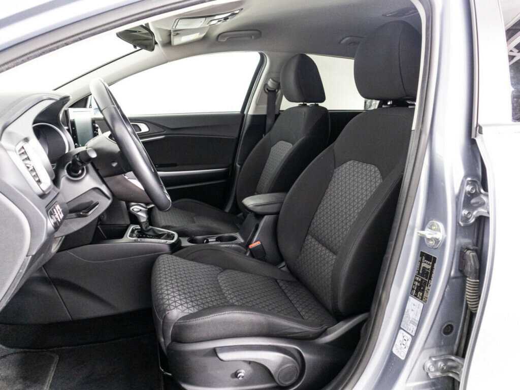 Б/У Киа Сид 2022 года. Фото: #17