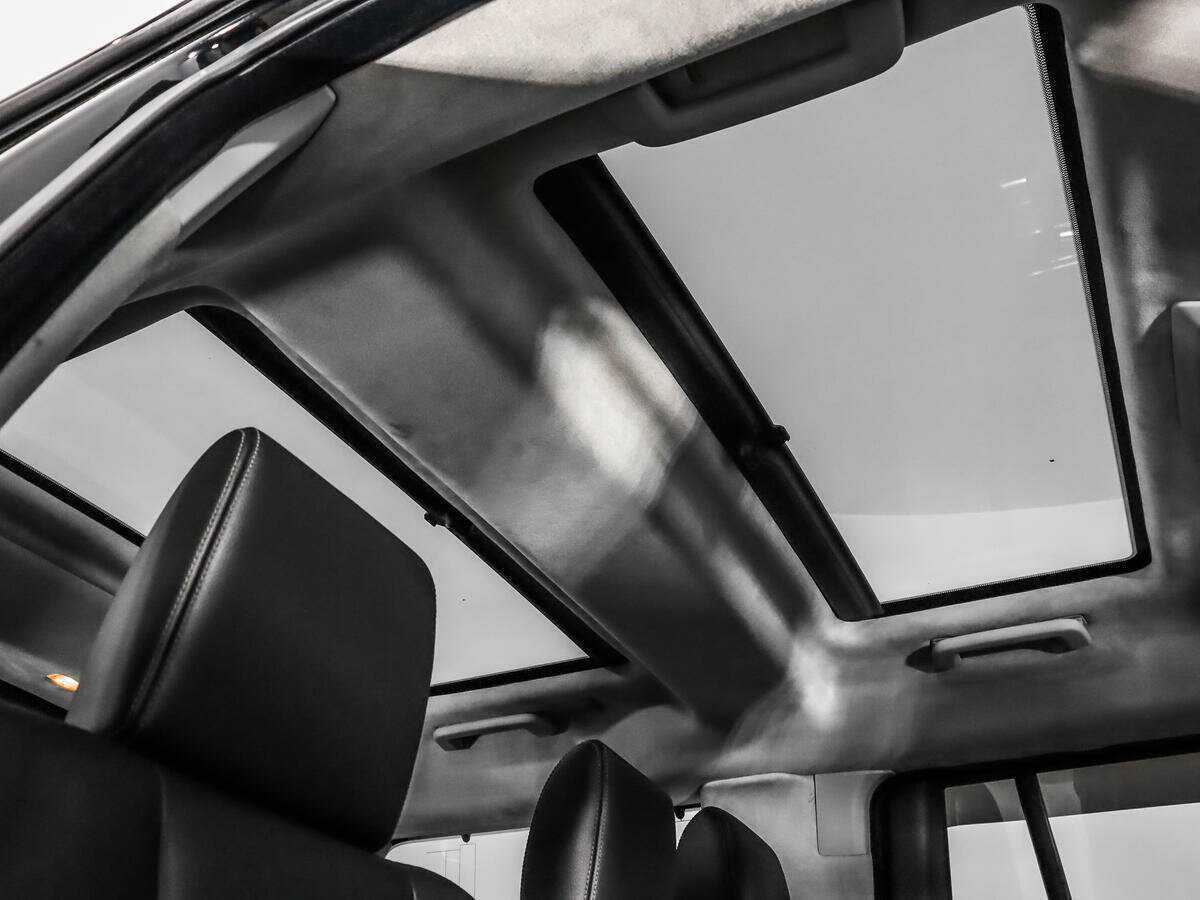 Б/У Лэнд Ровер Дискавери 2013 года. Фото: #16