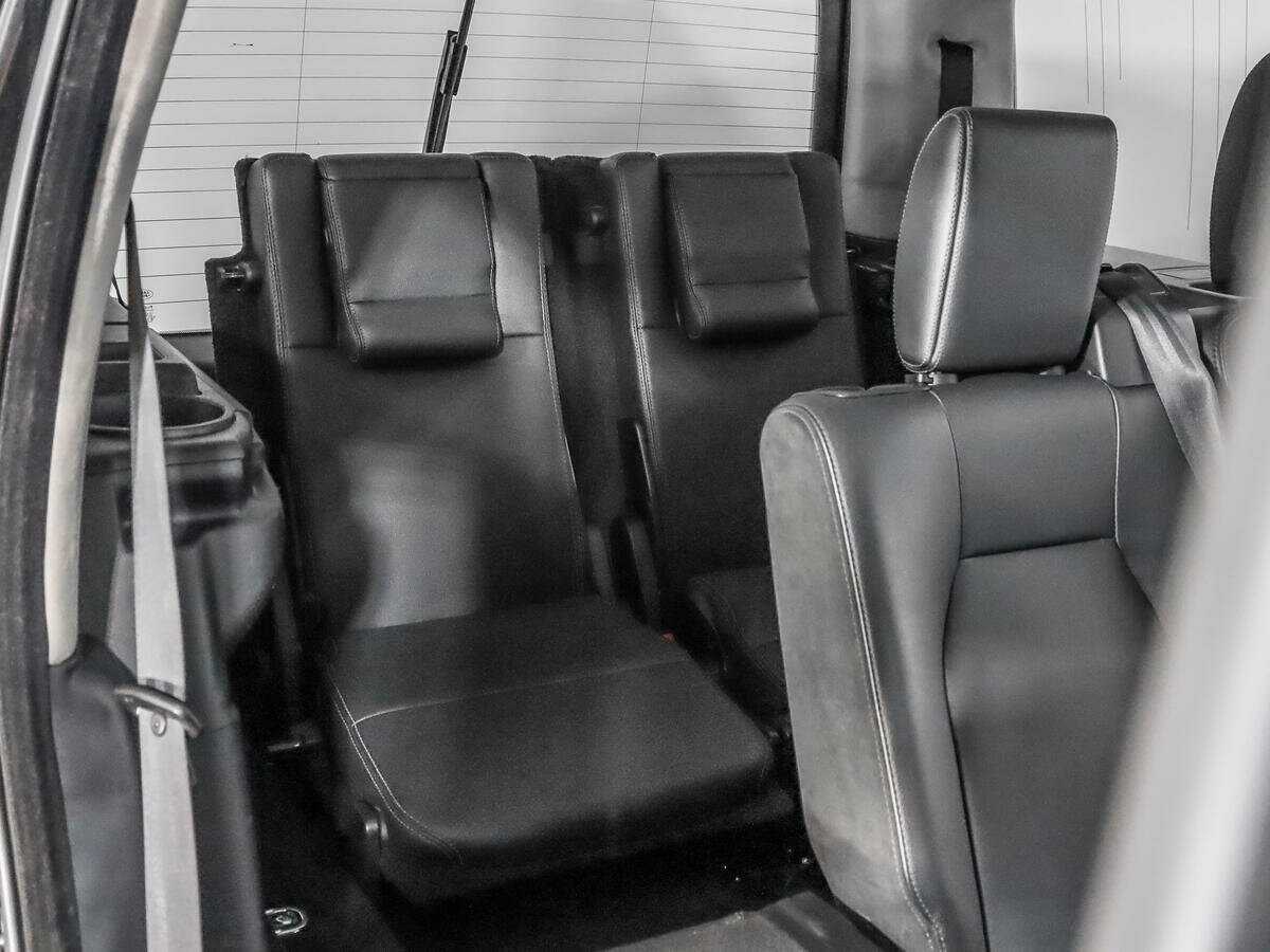 Б/У Лэнд Ровер Дискавери 2013 года. Фото: #17