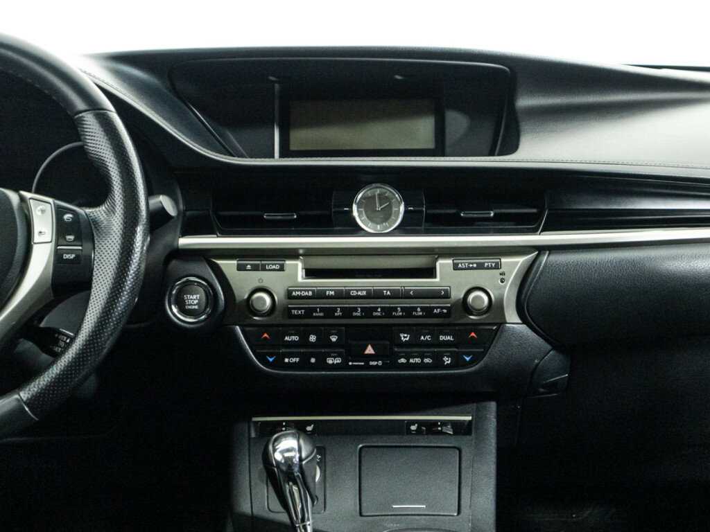 Б/У Лексус ЕС 2013 года. Фото: #13