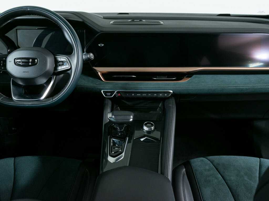 Б/У Джили Монжаро 2022 года. Фото: #8