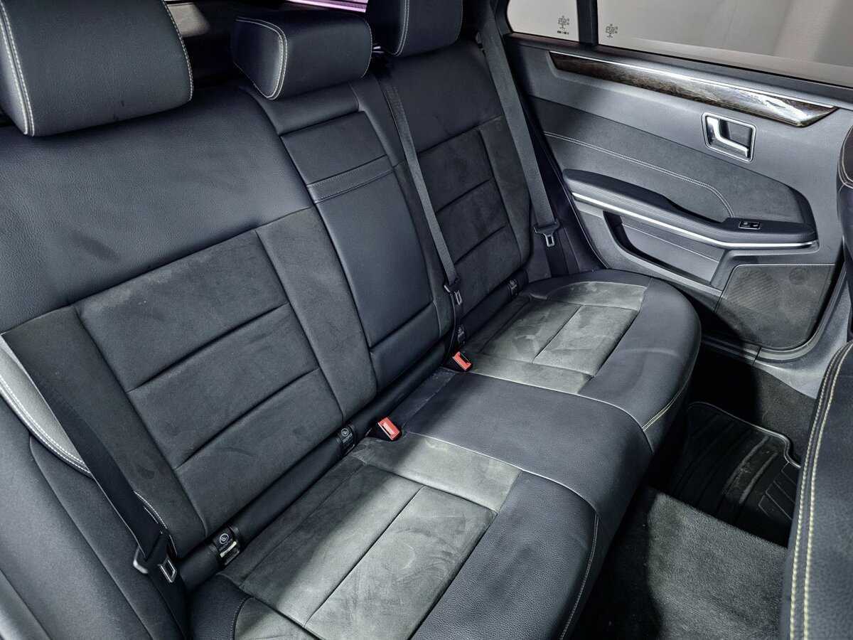 Б/У Мерседес-Бенц Е-Класс 2015 года. Фото: #10