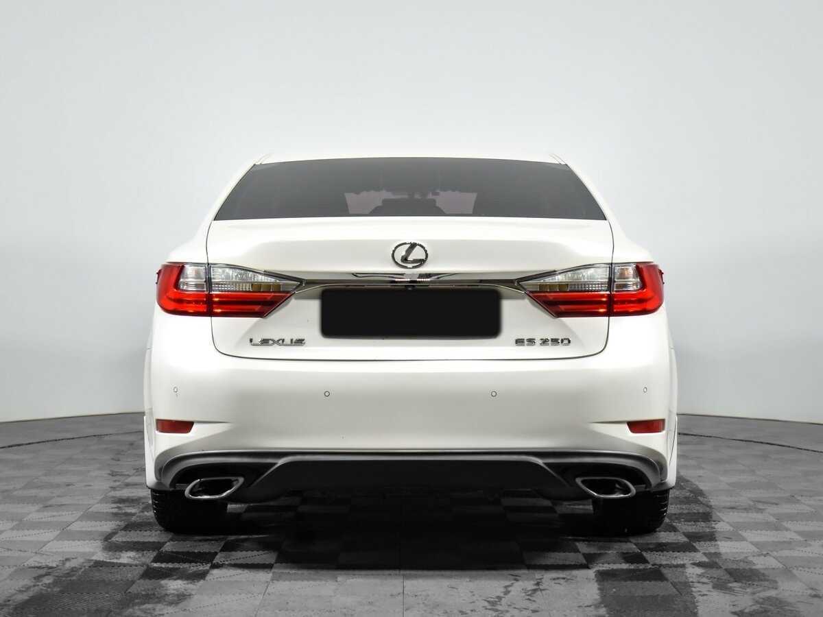 Б/У Лексус ЕС 2015 года. Фото: #4