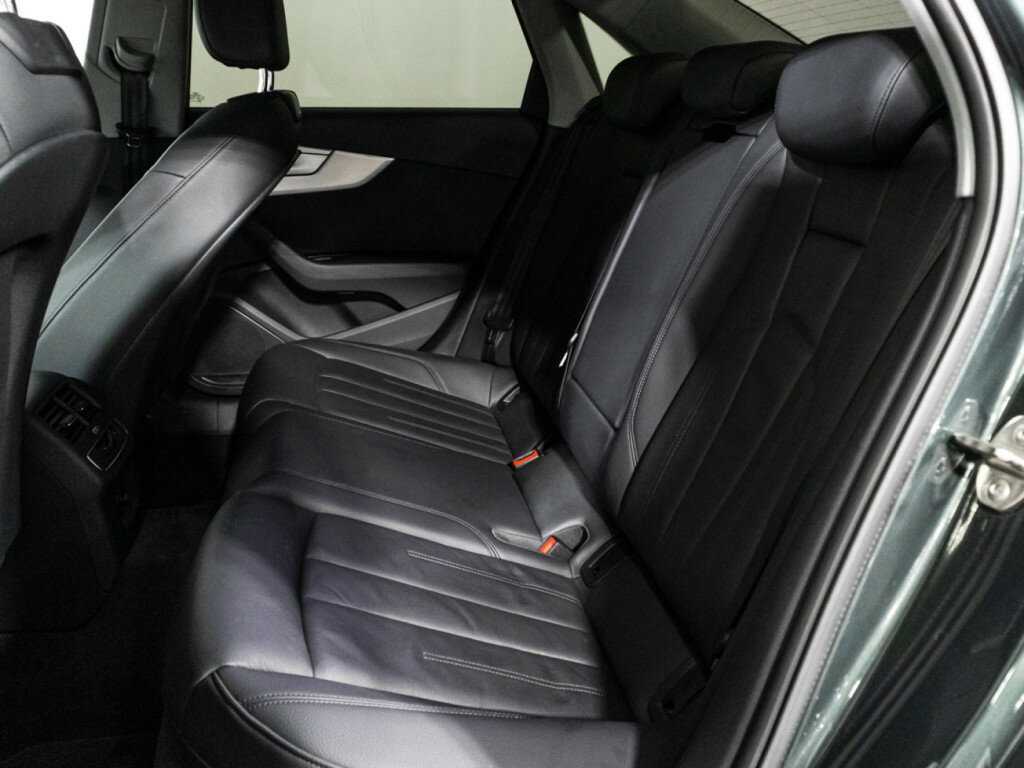 Б/У Ауди А4 2019 года. Фото: #9