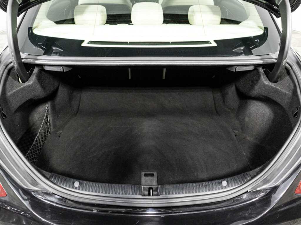 Б/У Мерседес-Бенц Ц-Класс 2014 года. Фото: #14