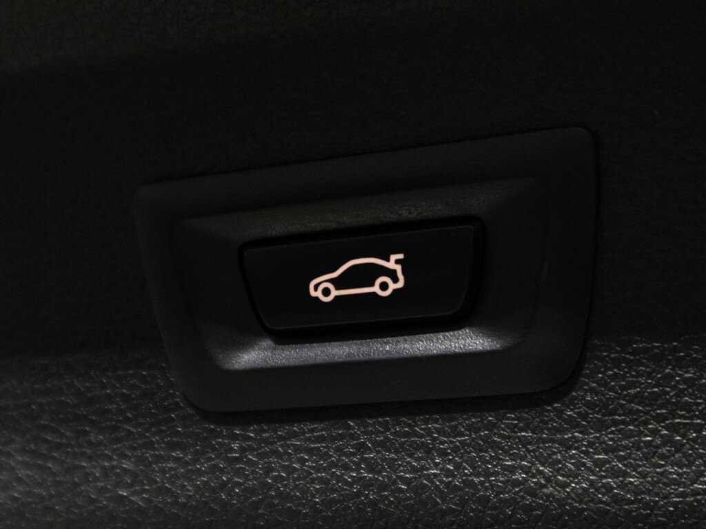 Б/У БМВ 3 серии 2013 года. Фото: #15