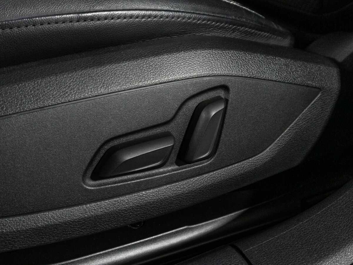 Б/У Ауди А4 2018 года. Фото: #14