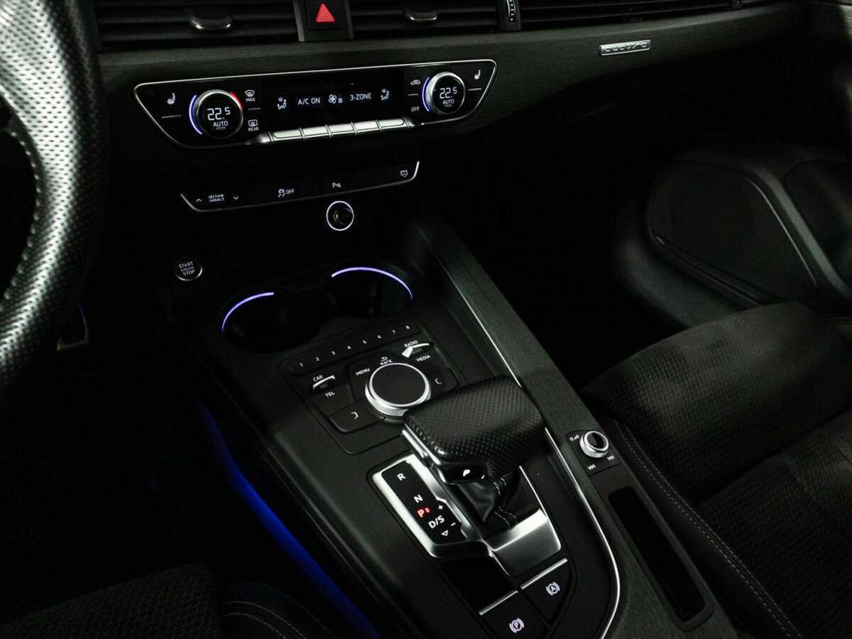 Б/У Ауди А4 2018 года. Фото: #16