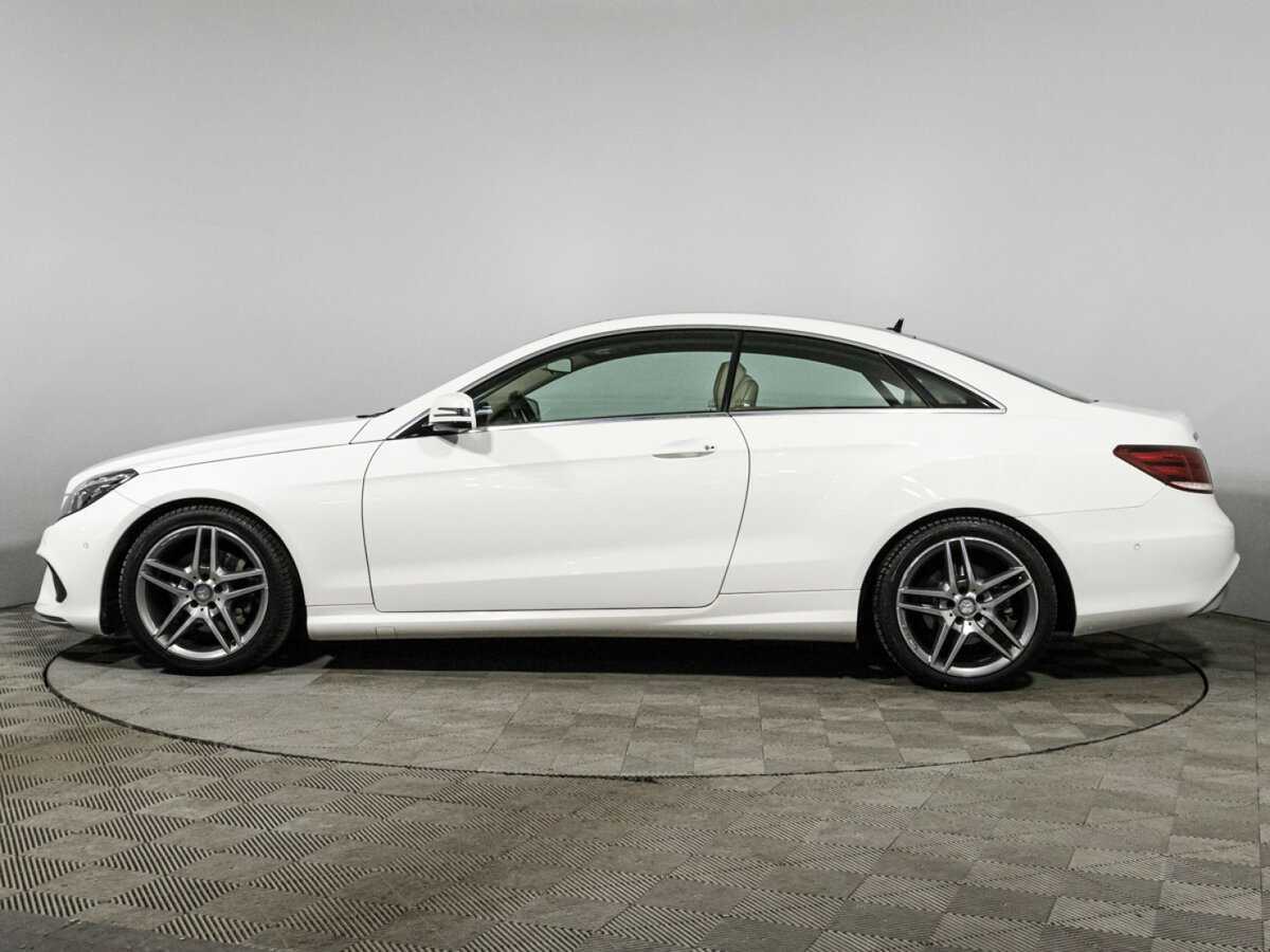 Б/У Мерседес-Бенц Е-Класс 2013 года. Фото: #7