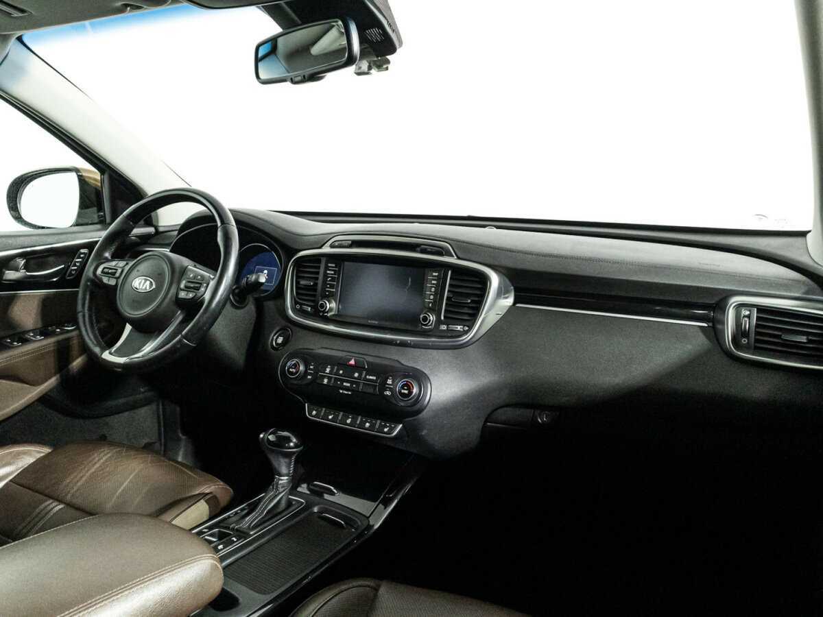 Б/У Киа Соренто 2016 года. Фото: #7