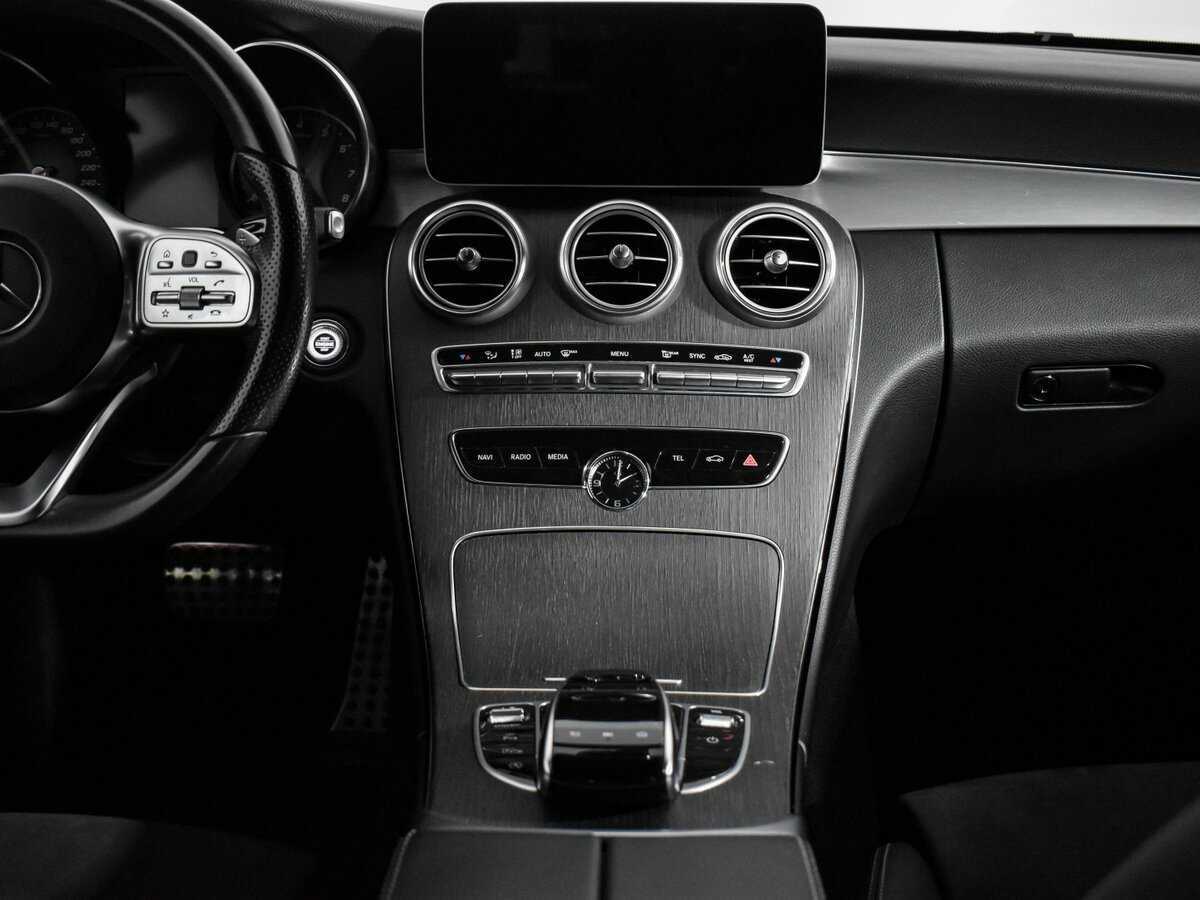 Б/У Мерседес-Бенц Ц-Класс 2018 года. Фото: #12