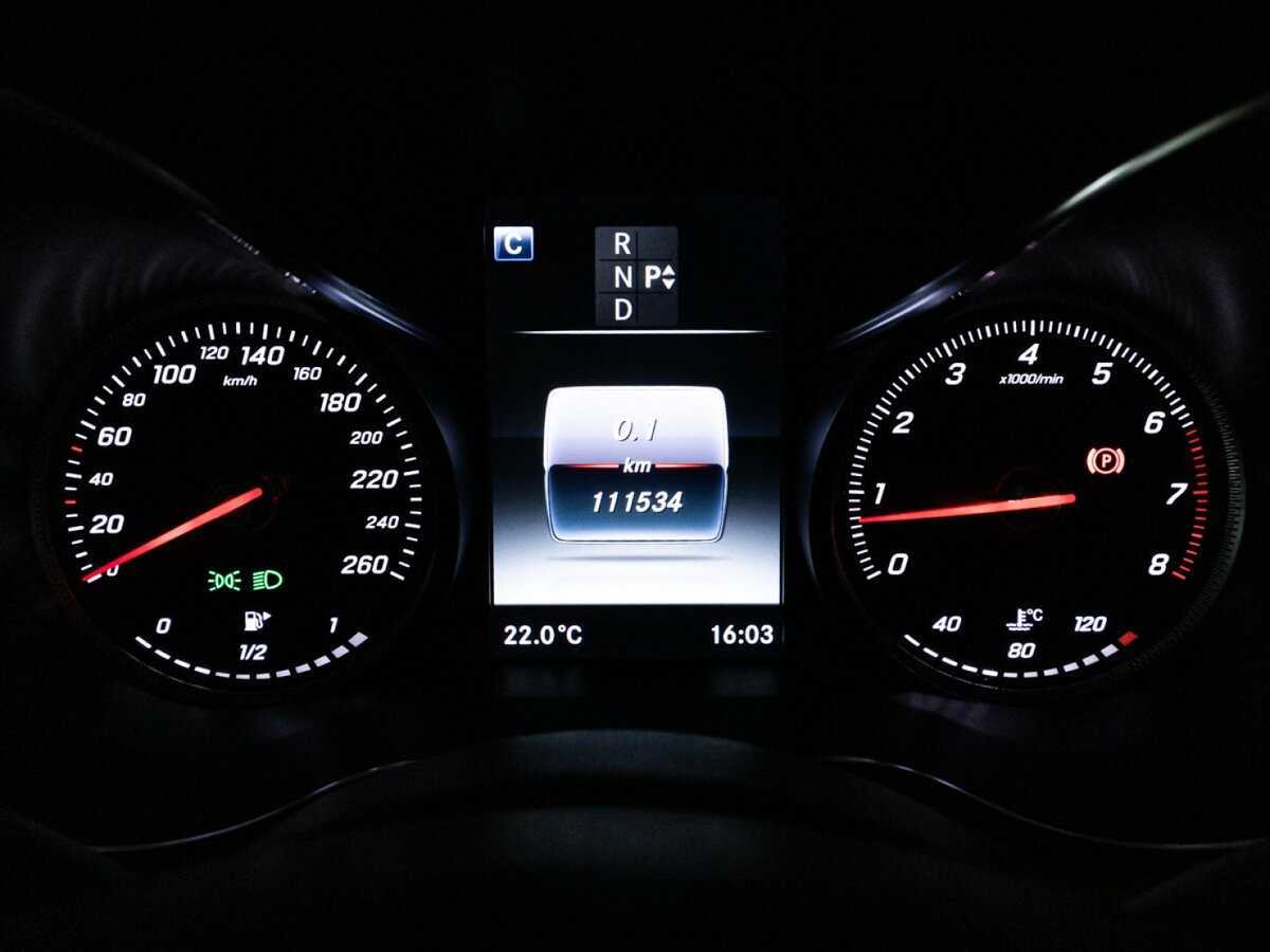 Б/У Мерседес-Бенц Ц-Класс 2017 года. Фото: #11