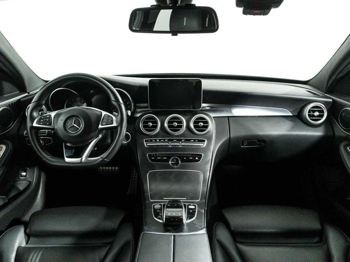 Б/У Мерседес-Бенц Ц-Класс 2017 года. Фото: #12