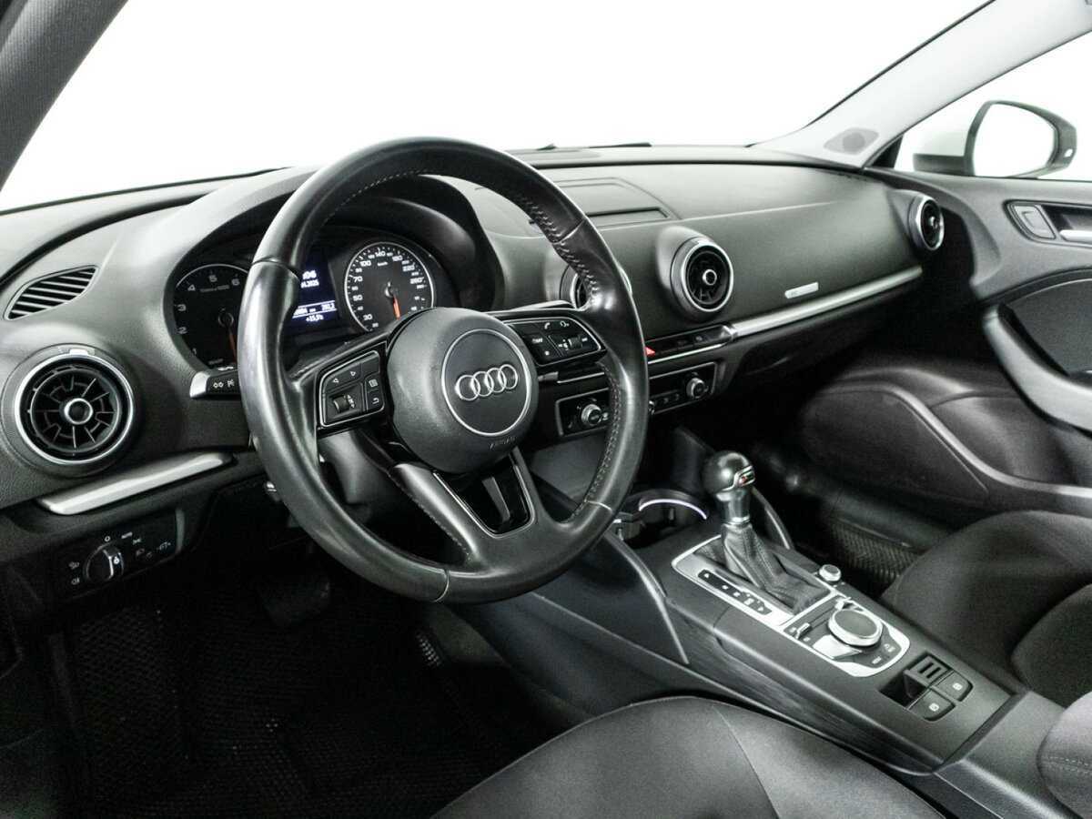 Б/У Ауди А3 2017 года. Фото: #10