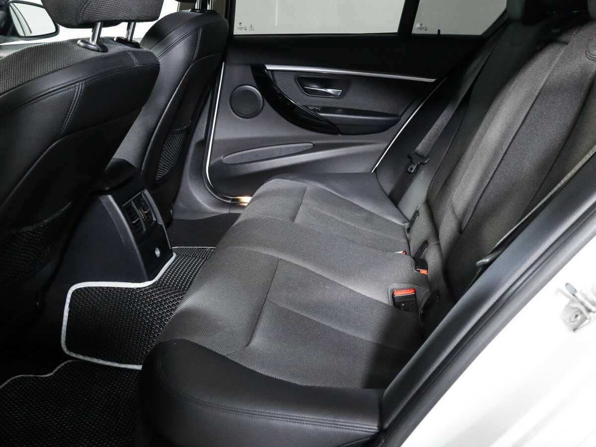 Б/У БМВ 3 серии 2016 года. Фото: #9