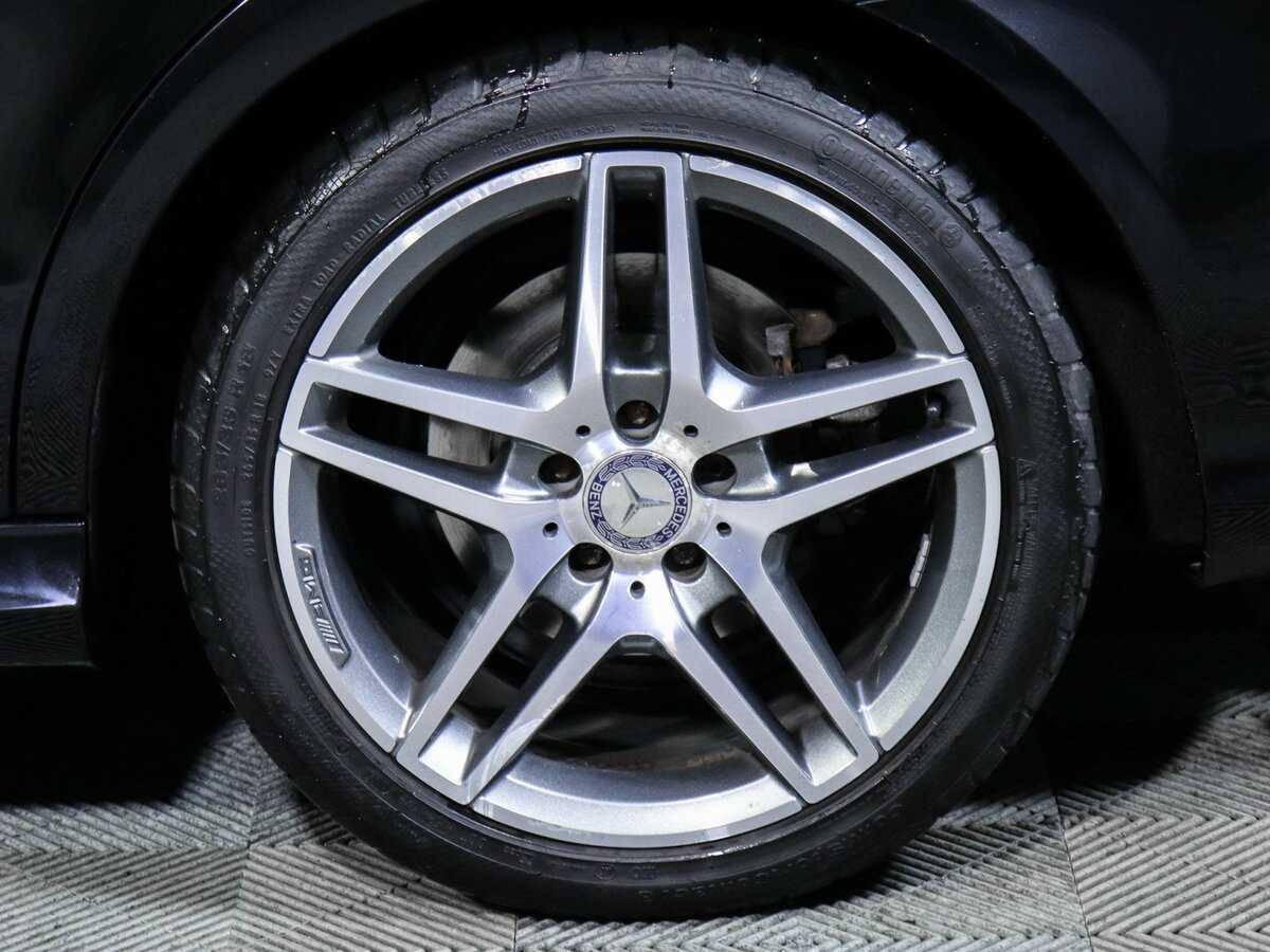 Б/У Мерседес-Бенц Е-Класс 2015 года. Фото: #14