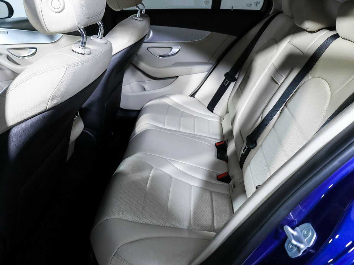 Б/У Мерседес-Бенц Ц-Класс 2015 года. Фото: #6