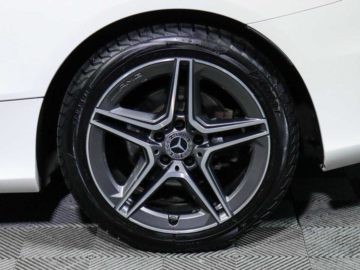 Б/У Мерседес-Бенц Ц-Класс 2016 года. Фото: #11