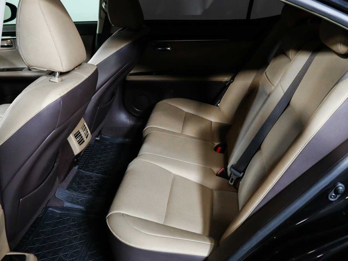 Б/У Лексус ЕС 2017 года. Фото: #6