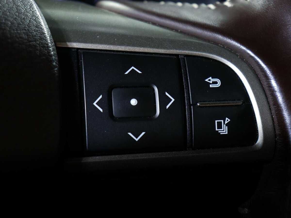 Б/У Лексус ЕС 2017 года. Фото: #15