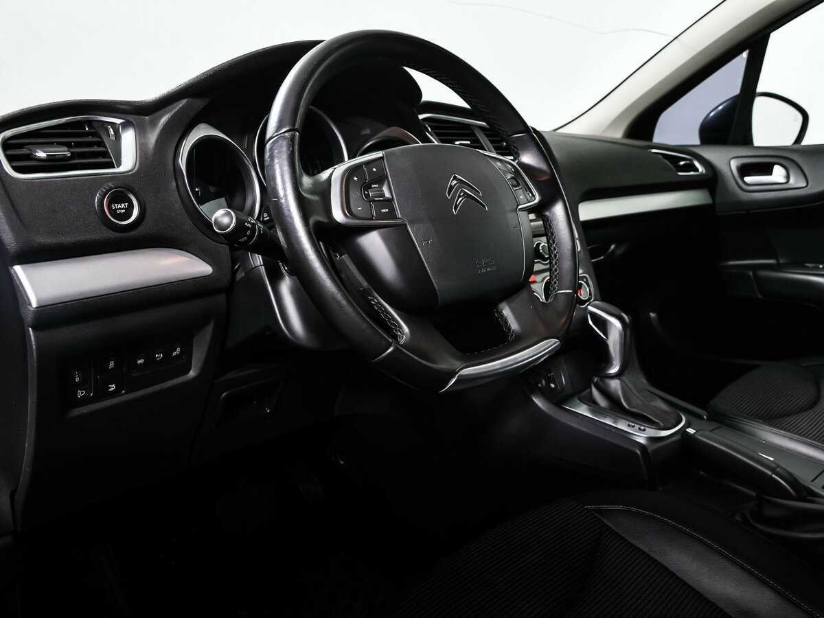 Б/У Ситроен Ц4 2016 года. Фото: #11