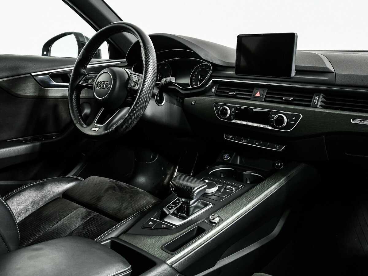 Б/У Ауди А4 2018 года. Фото: #8