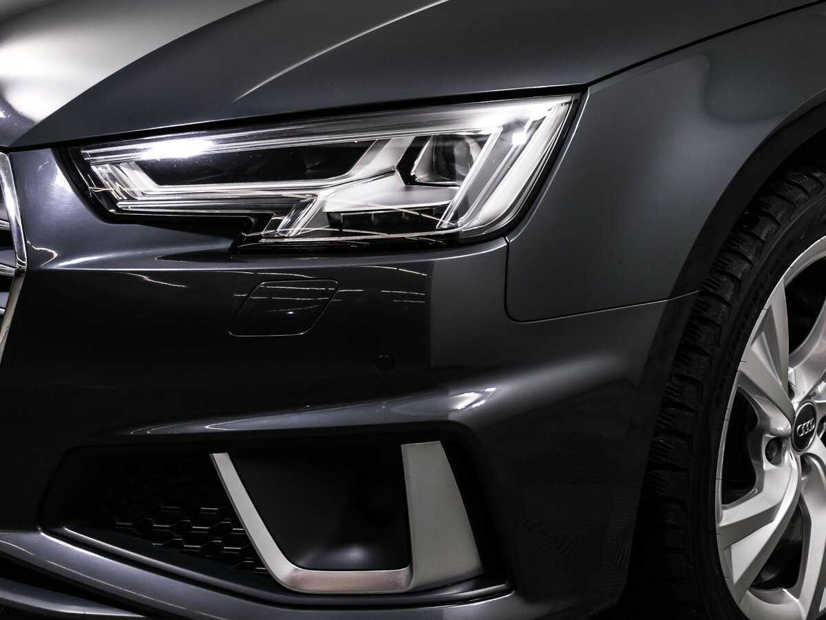 Б/У Ауди А4 2018 года. Фото: #13