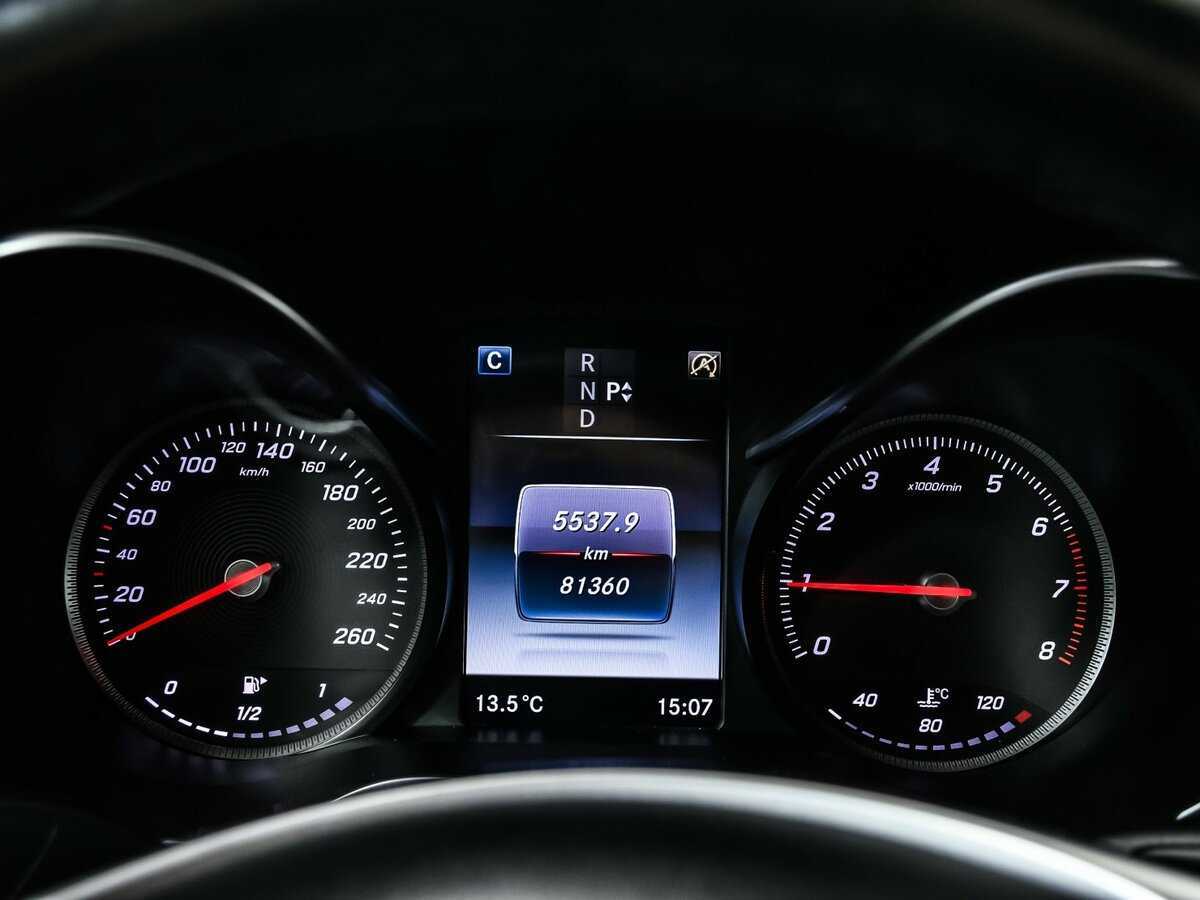 Б/У Мерседес-Бенц Ц-Класс 2015 года. Фото: #9