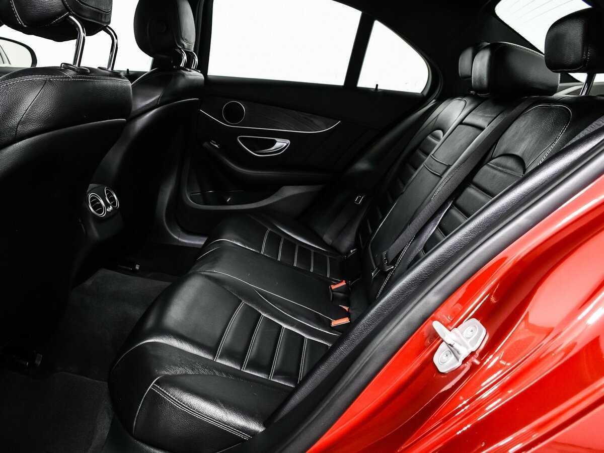 Б/У Мерседес-Бенц Ц-Класс 2015 года. Фото: #12