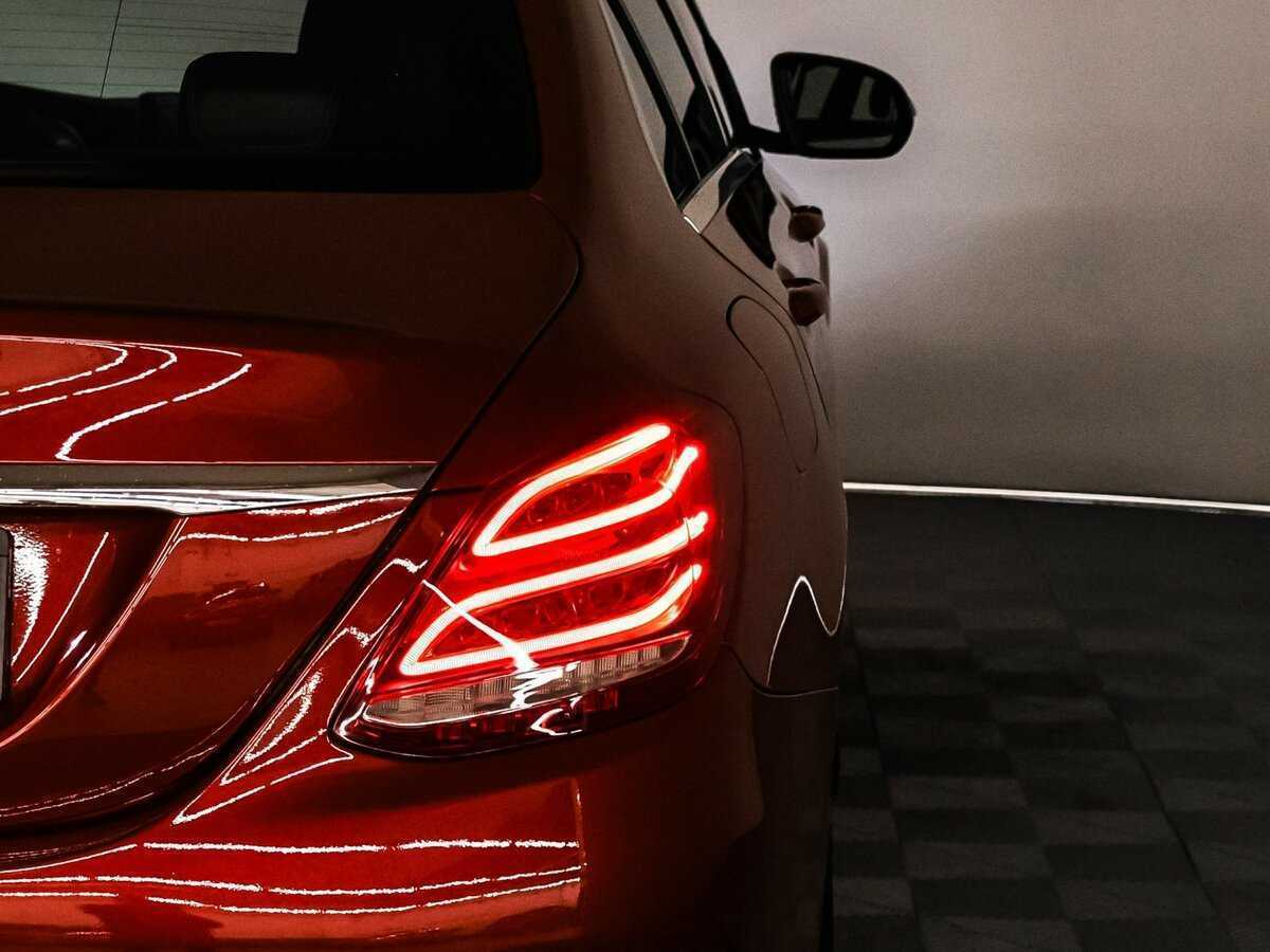 Б/У Мерседес-Бенц Ц-Класс 2015 года. Фото: #16