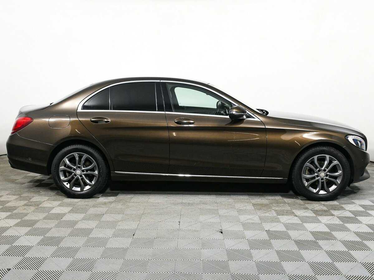 Б/У Мерседес-Бенц Ц-Класс 2015 года. Фото: #3