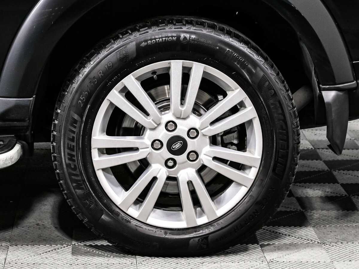 Б/У Лэнд Ровер Дискавери 2015 года. Фото: #13