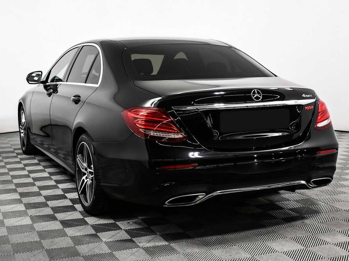 Б/У Мерседес-Бенц Е-Класс 2016 года. Фото: #7