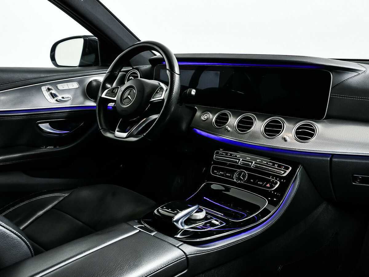 Б/У Мерседес-Бенц Е-Класс 2016 года. Фото: #8