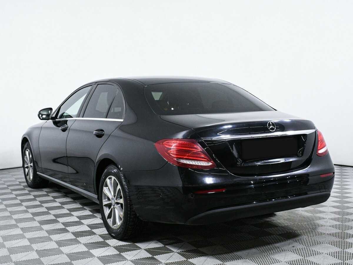 Б/У Мерседес-Бенц Е-Класс 2016 года. Фото: #5