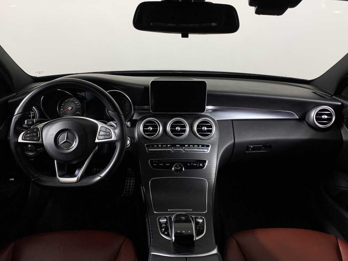 Б/У Мерседес-Бенц Ц-Класс 2018 года. Фото: #12