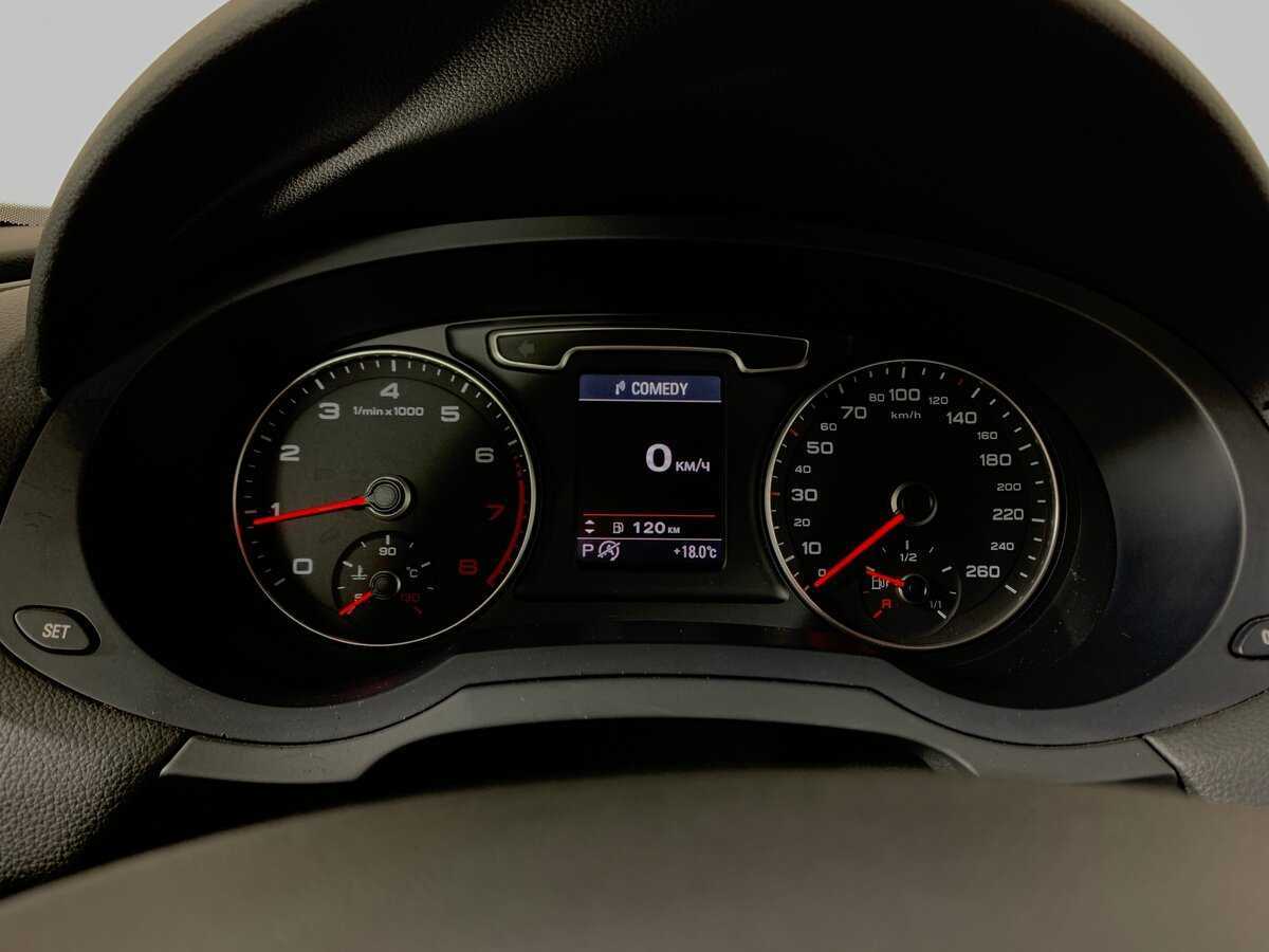 Б/У Ауди К3 2013 года. Фото: #14