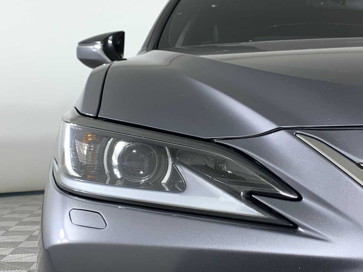 Б/У Лексус ЕС 2018 года. Фото: #7