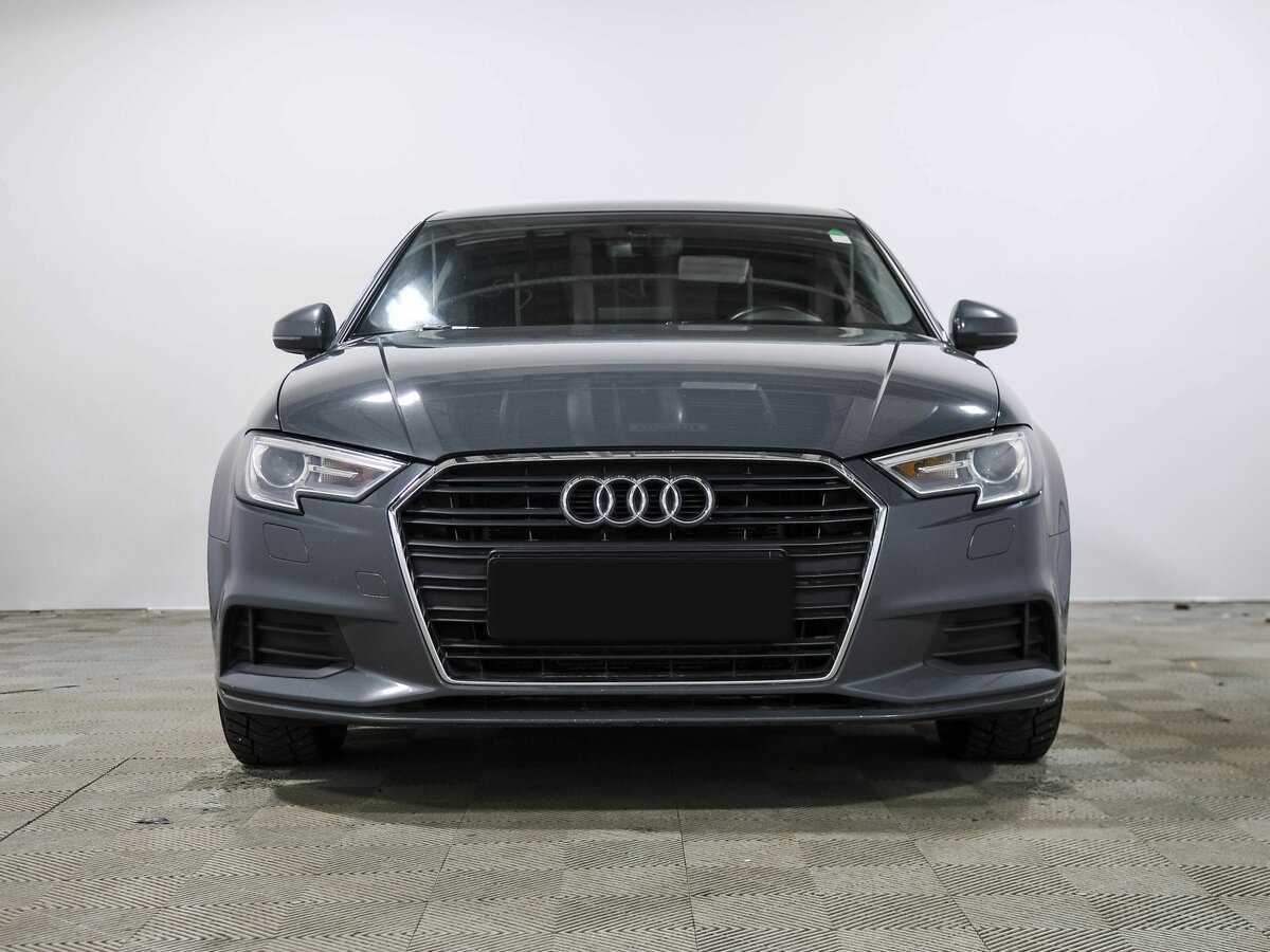 Б/У Ауди А3 2018 года. Фото: #1