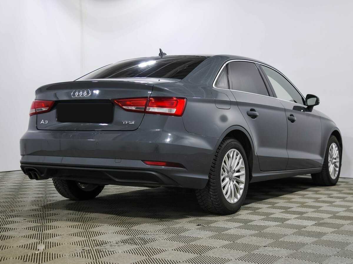 Б/У Ауди А3 2018 года. Фото: #2