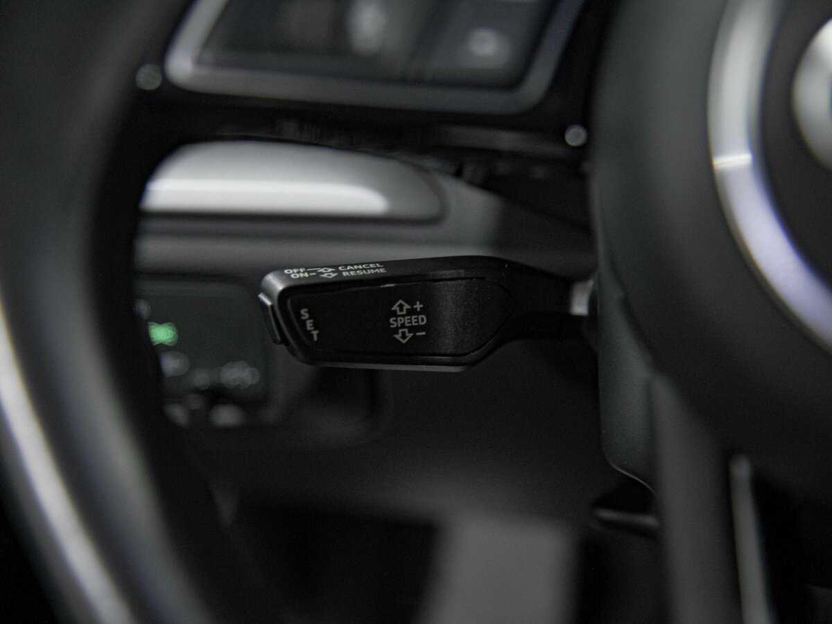 Б/У Ауди А3 2018 года. Фото: #6